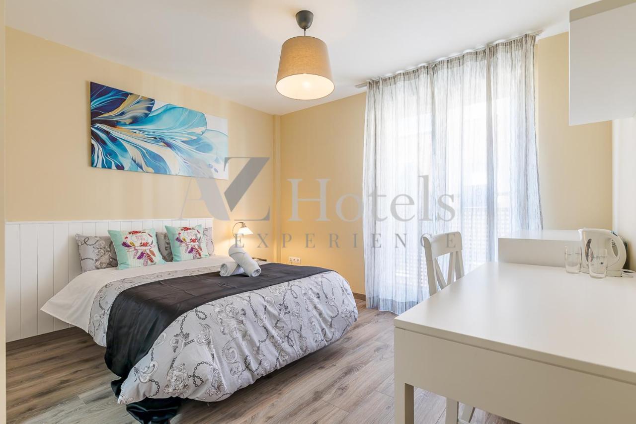 Ayz Villegas - Auto Check-In Property Madrid Buitenkant foto