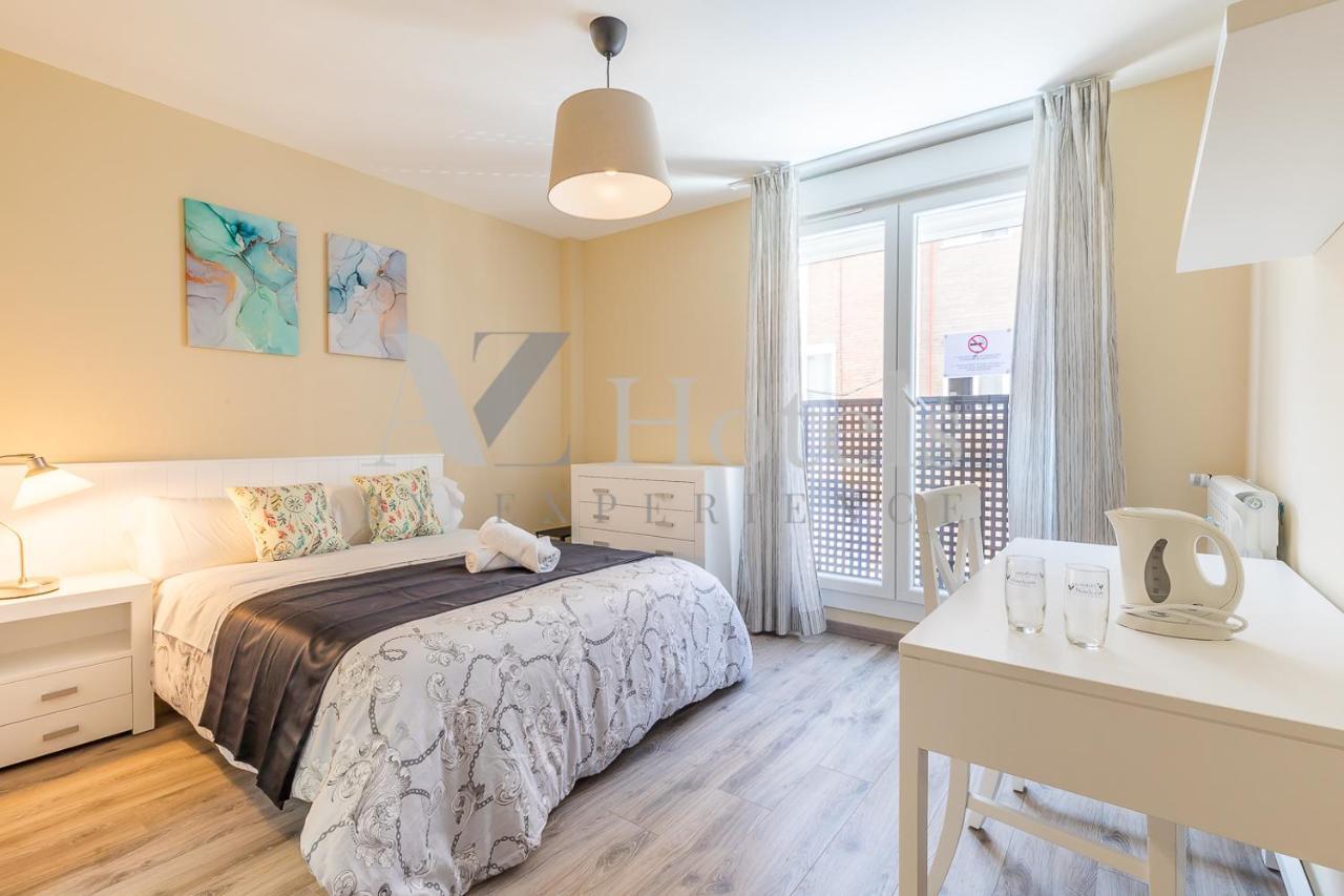 Ayz Villegas - Auto Check-In Property Madrid Buitenkant foto