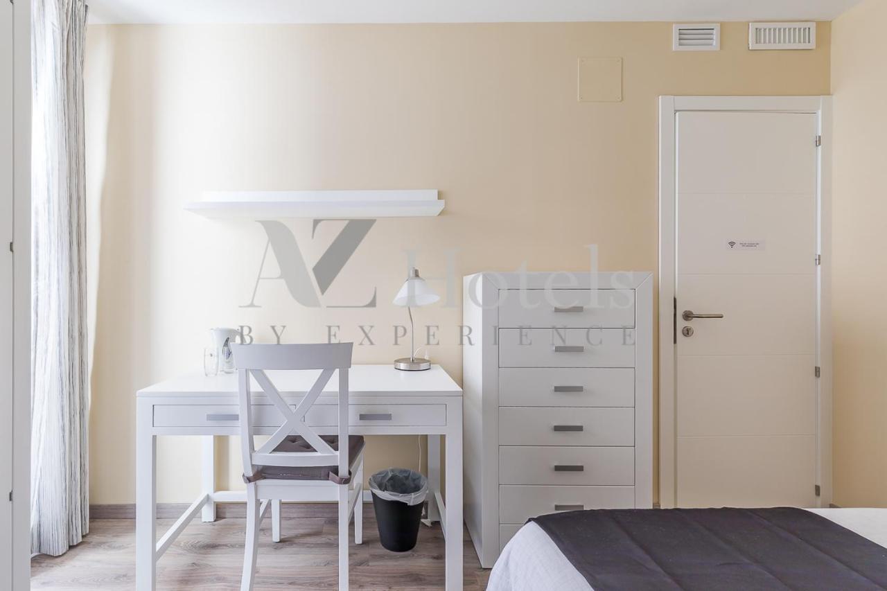 Ayz Villegas - Auto Check-In Property Madrid Buitenkant foto